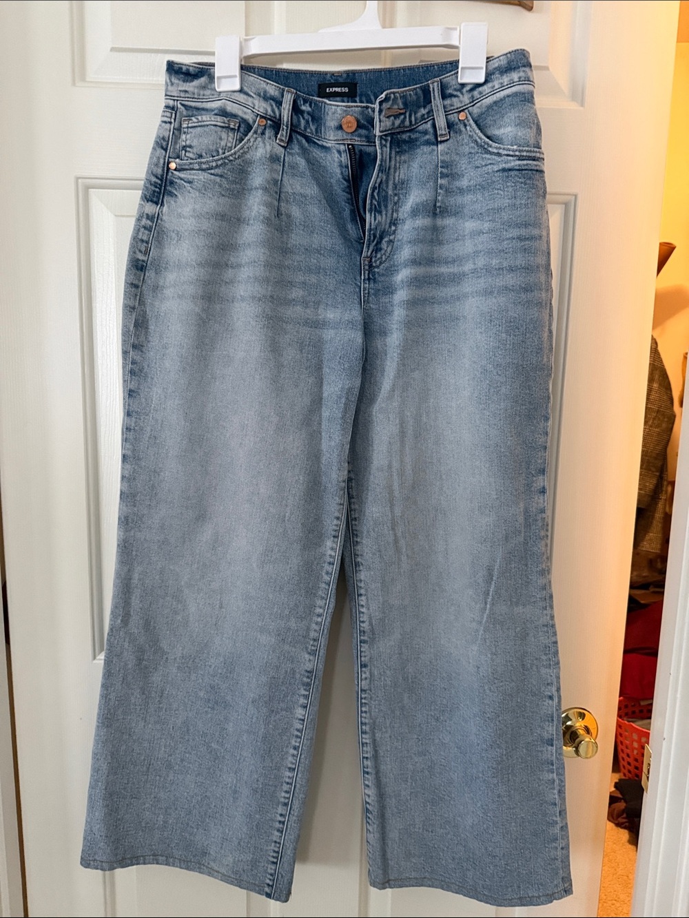 Express Wide-Leg High-Rise Jeans in Light Blue